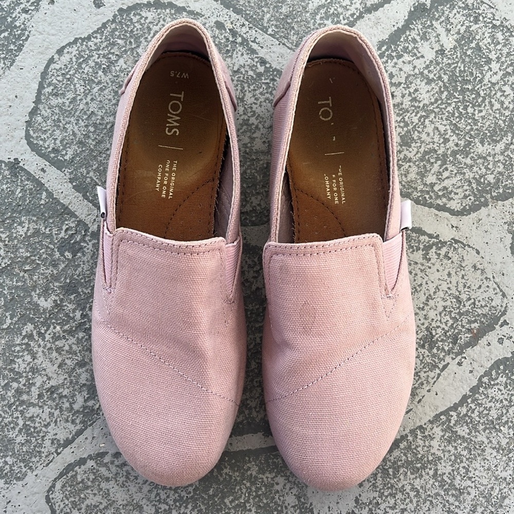 TOMS